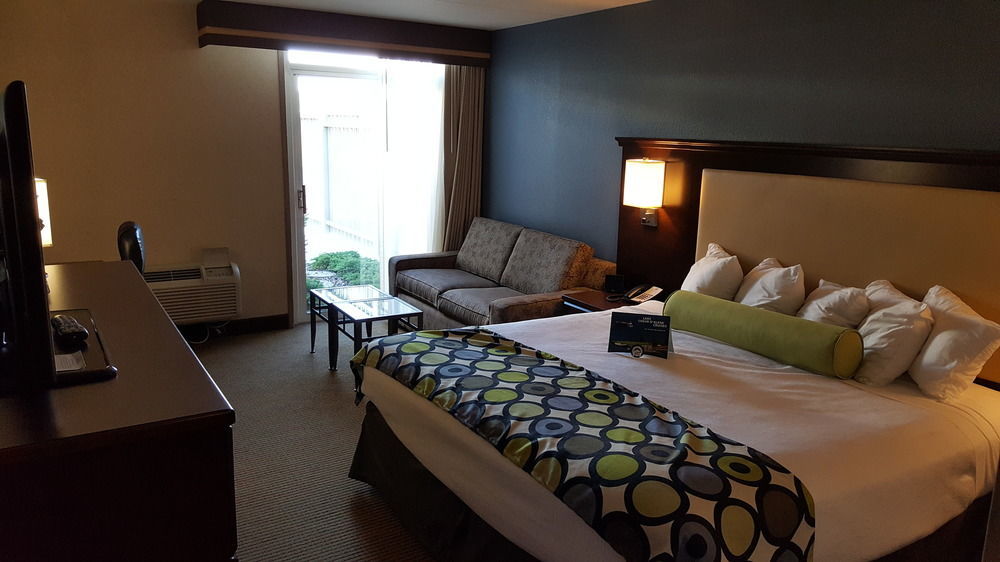 Best Western Plus Coeur D'Alene Inn Exterior photo